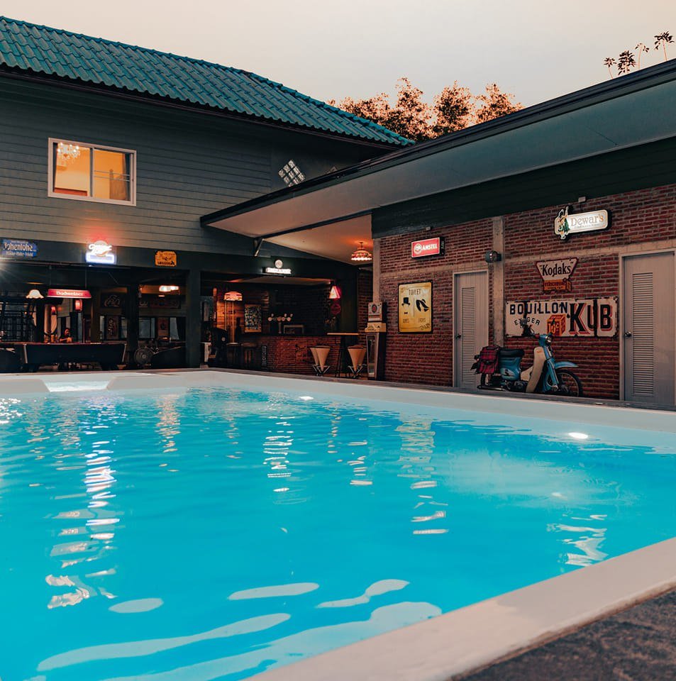 Sakaekrang Vintage Pool Villa